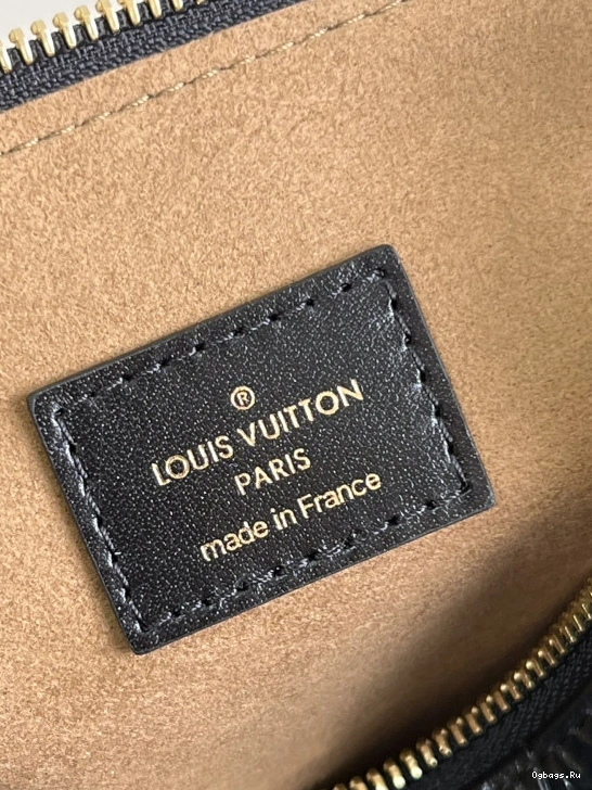 PM-26*20*12cm VUITTON COUSSIN LOUIS 0331